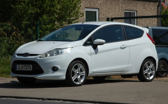 Ford Fiesta cena 18600 przebieg: 148000, rok produkcji 2009 z Wrocław małe 326